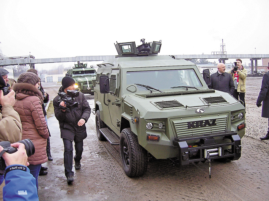 Сучасні моделі ПАТ «АвтоКрАз» для потреб української армії переважають закордонні аналоги